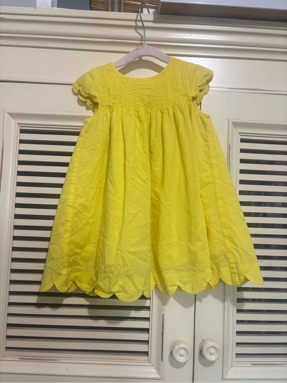 Jacadi Yellow Scalloped Hem Girls Dress
